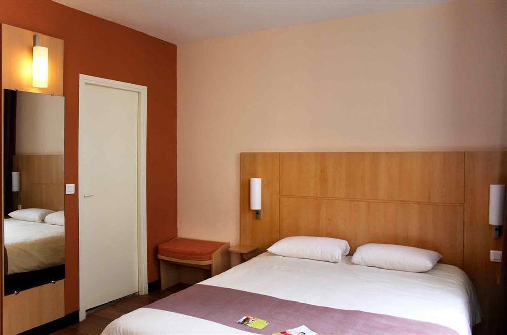 Ibis Toulouse Gare Matabiau Hotel Room photo
